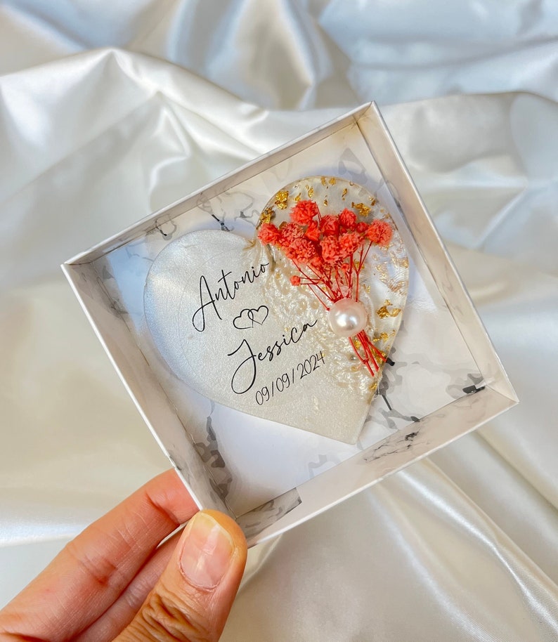 Magnet Favor, Epoxy magnet, Engagement gift, Bridal Shower Favors,Dried Flower Magnet for Guest